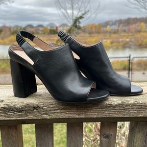 Stuart Weitzman size 8 black leather sling black open toe heels